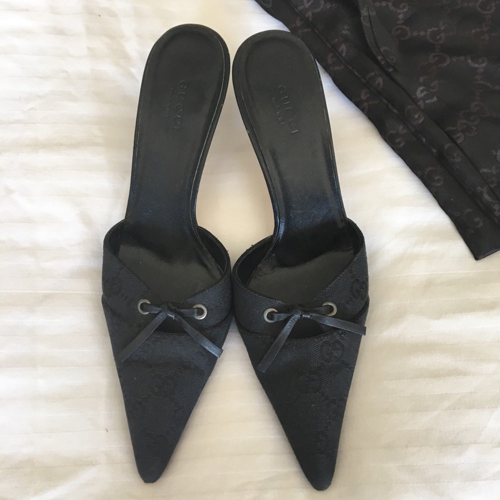 Gucci slides
